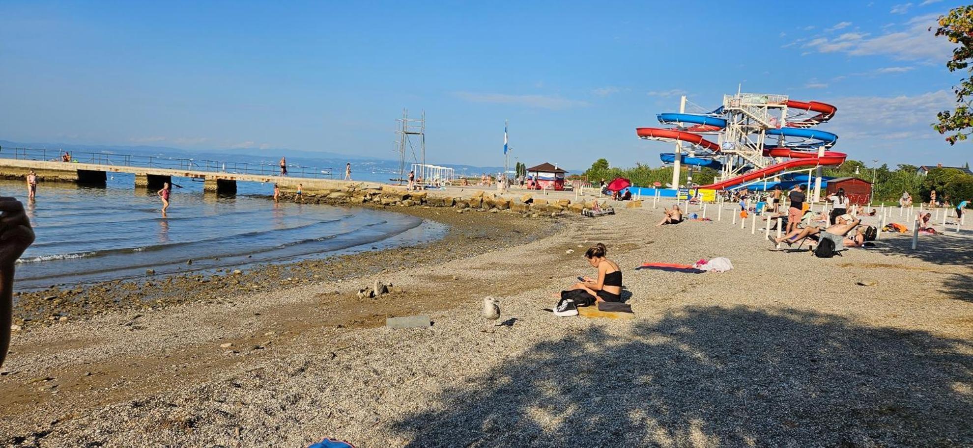 Sea View Apartment Renzzo Струнян Екстериор снимка