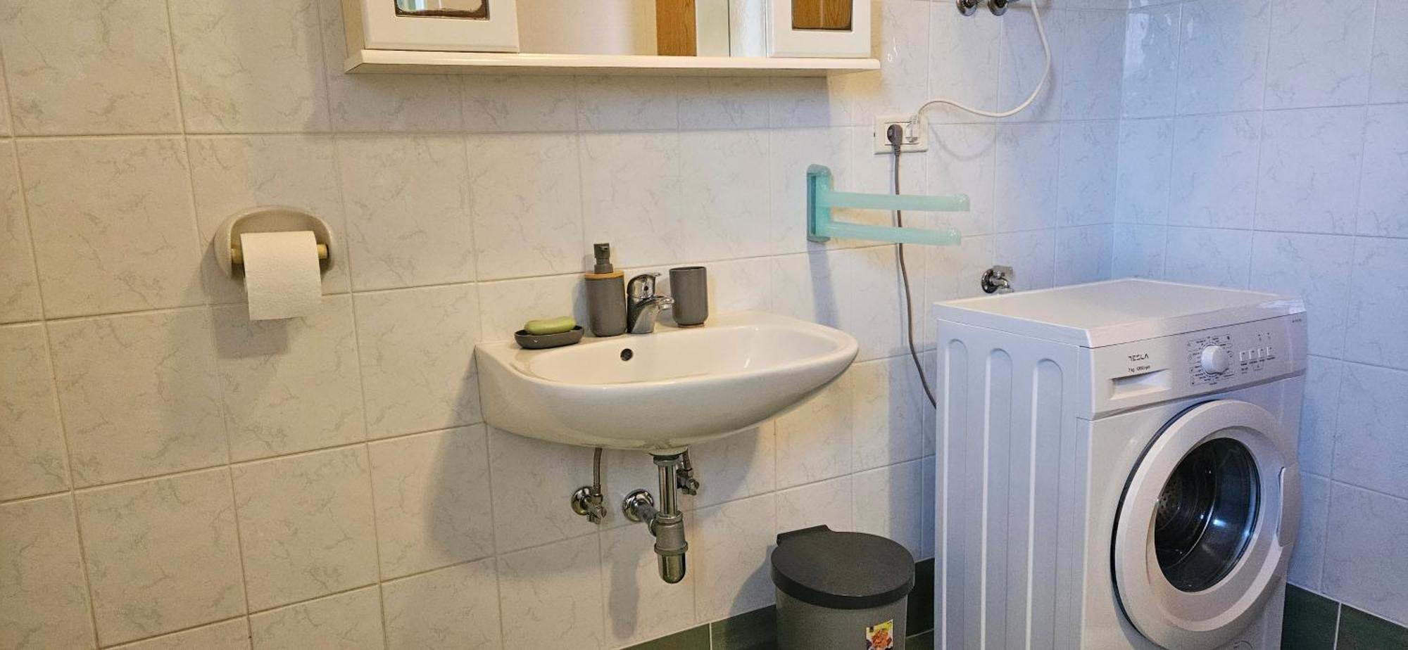 Sea View Apartment Renzzo Струнян Екстериор снимка