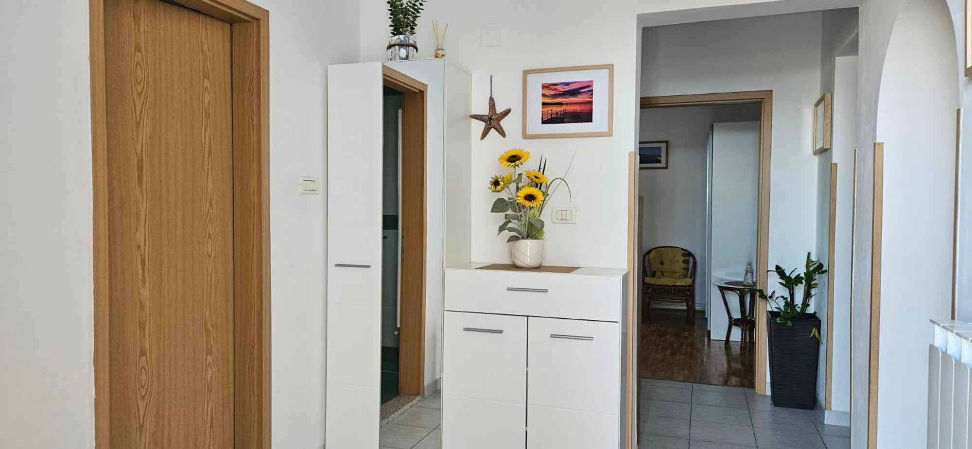 Sea View Apartment Renzzo Струнян Екстериор снимка